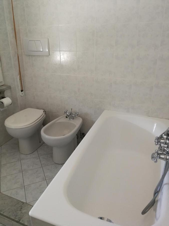 莱万托Quadrilocale Con Vista公寓 外观 照片